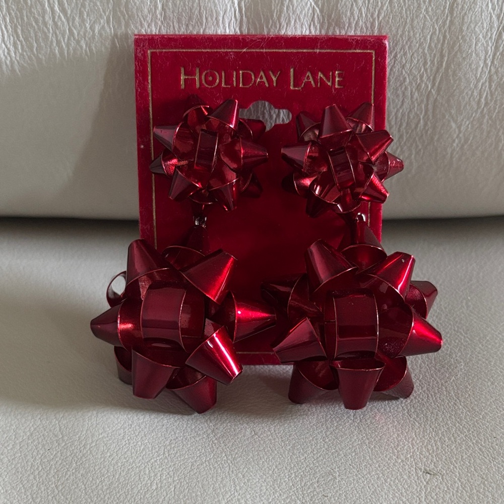 NWT Red Holiday Christmas Bow Earrings